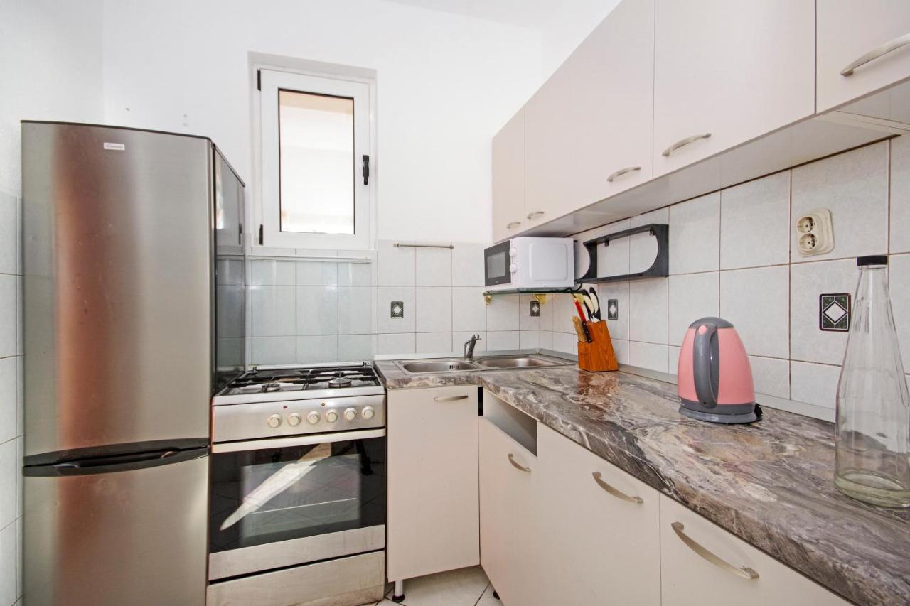 Apartmani Andrija Živogošće Exteriör bild