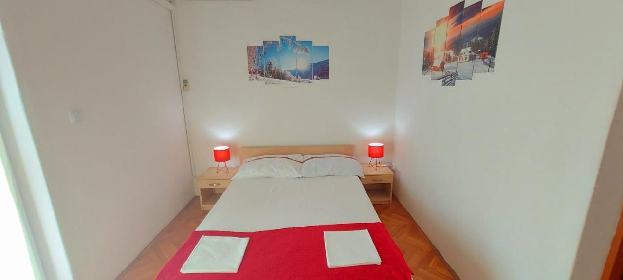 Apartmani Andrija Živogošće Exteriör bild