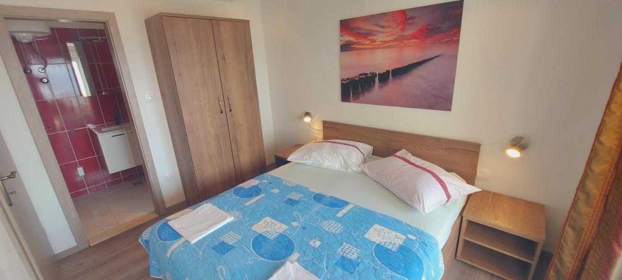 Apartmani Andrija Živogošće Exteriör bild
