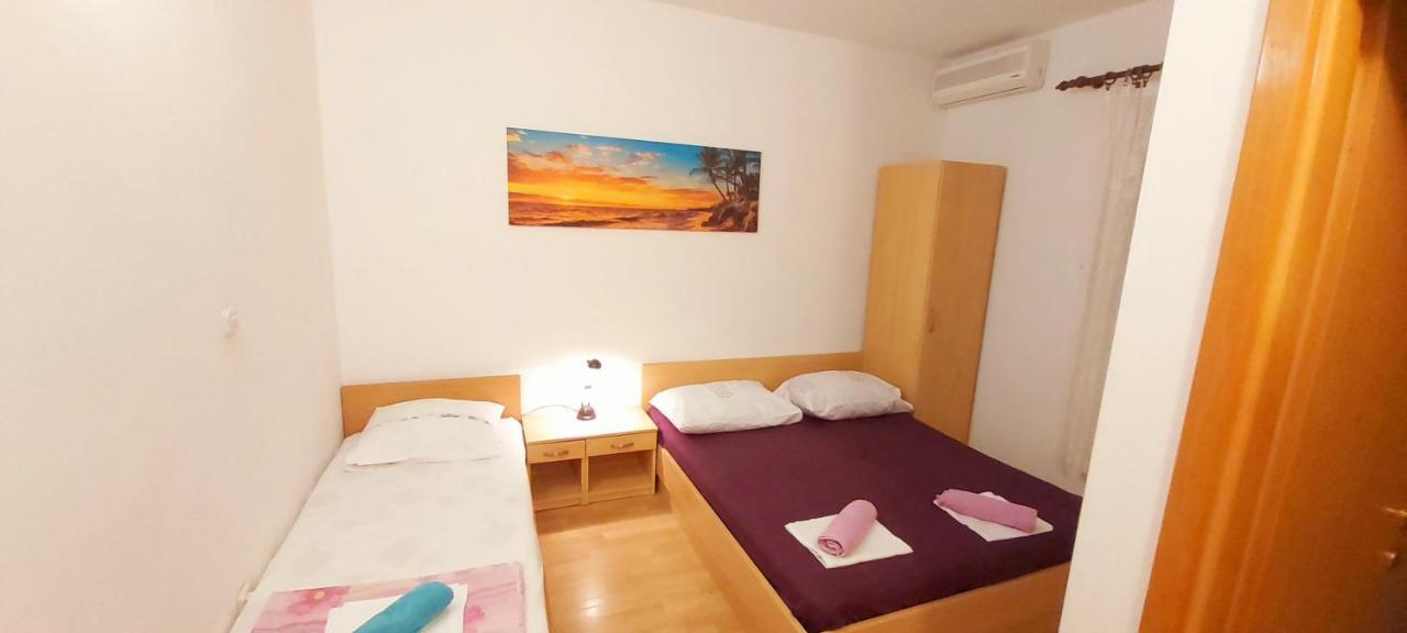 Apartmani Andrija Živogošće Exteriör bild