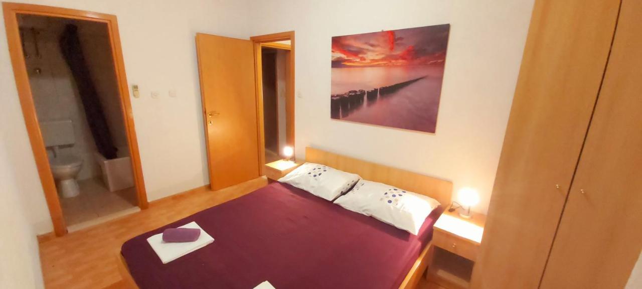 Apartmani Andrija Živogošće Exteriör bild