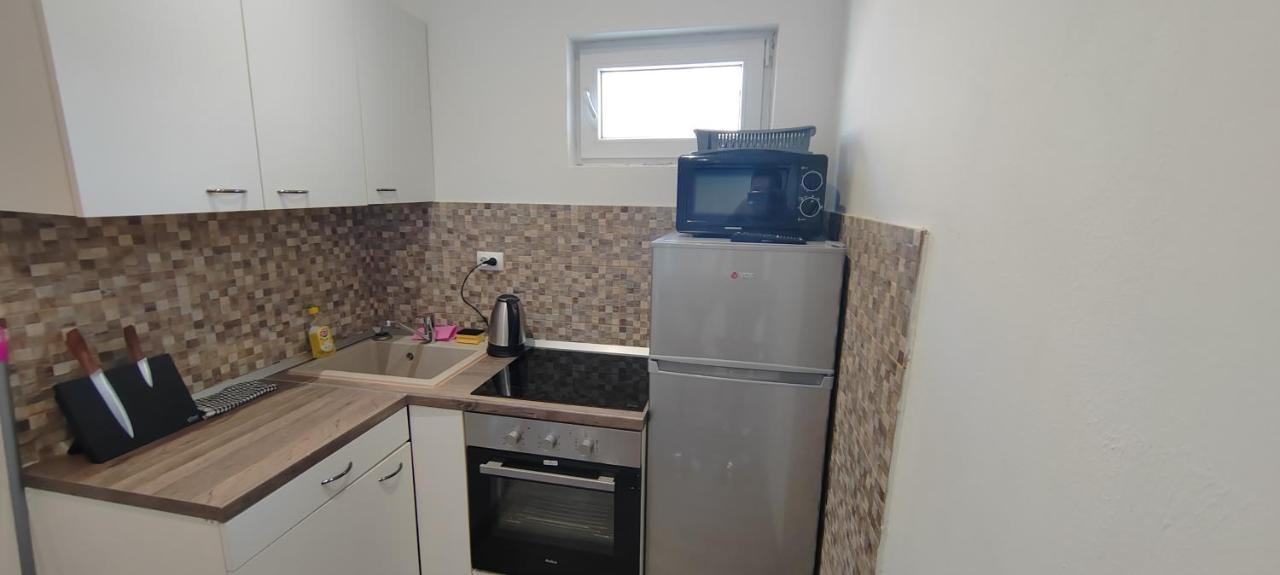 Apartmani Andrija Živogošće Exteriör bild